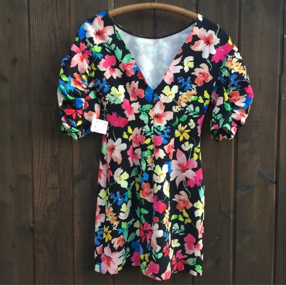 ZARA DRESS - FLORAL MINI DRESS Sz S